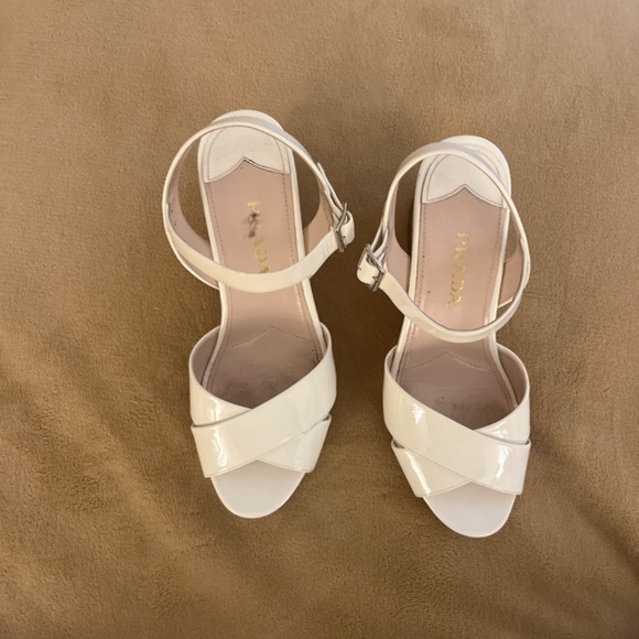 Prada shoes white patent leather wedges - Picture 3 of 8
